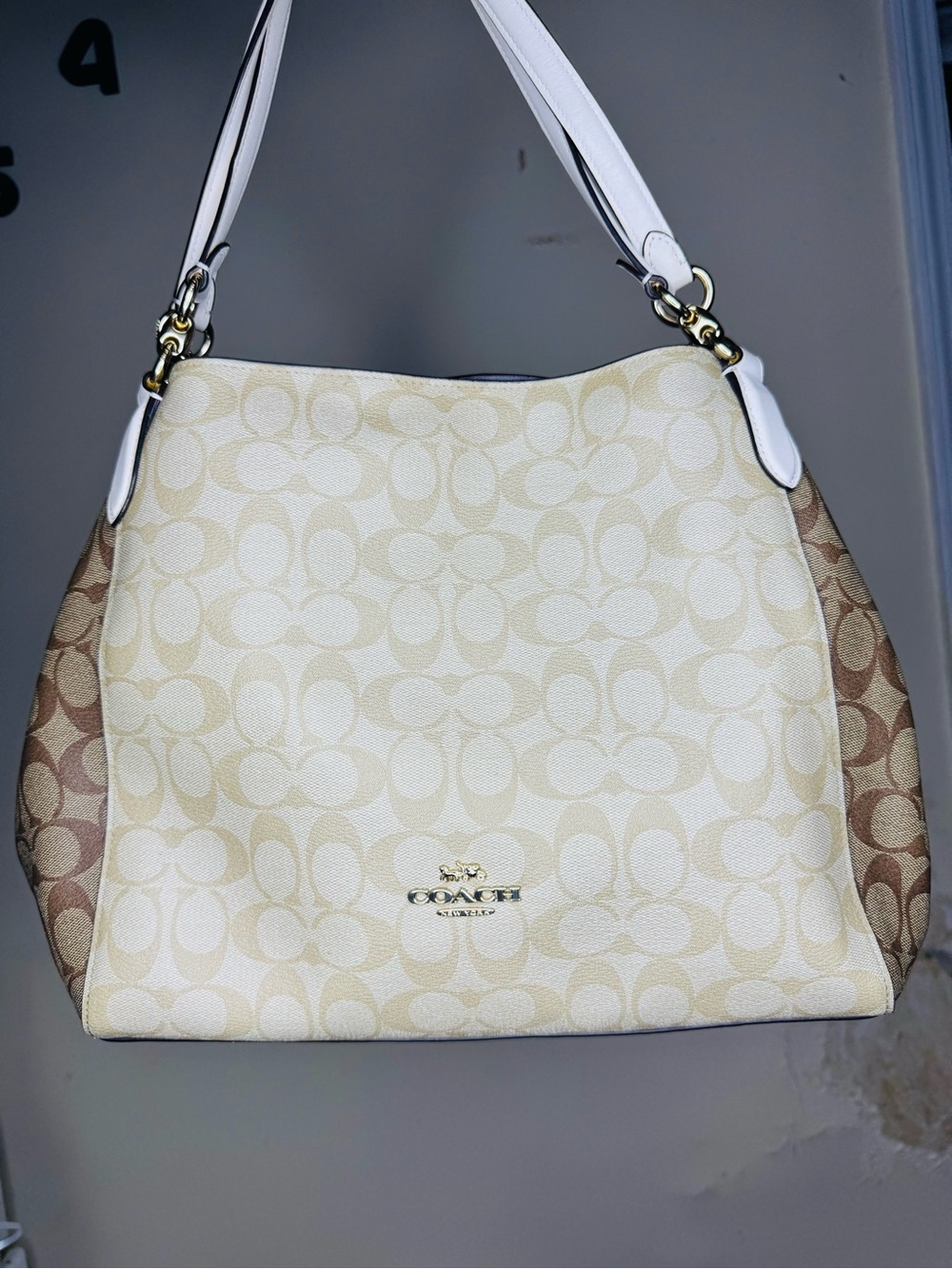 Coach Edie 31 hobo Shoulder Bag in Signature Jacquard